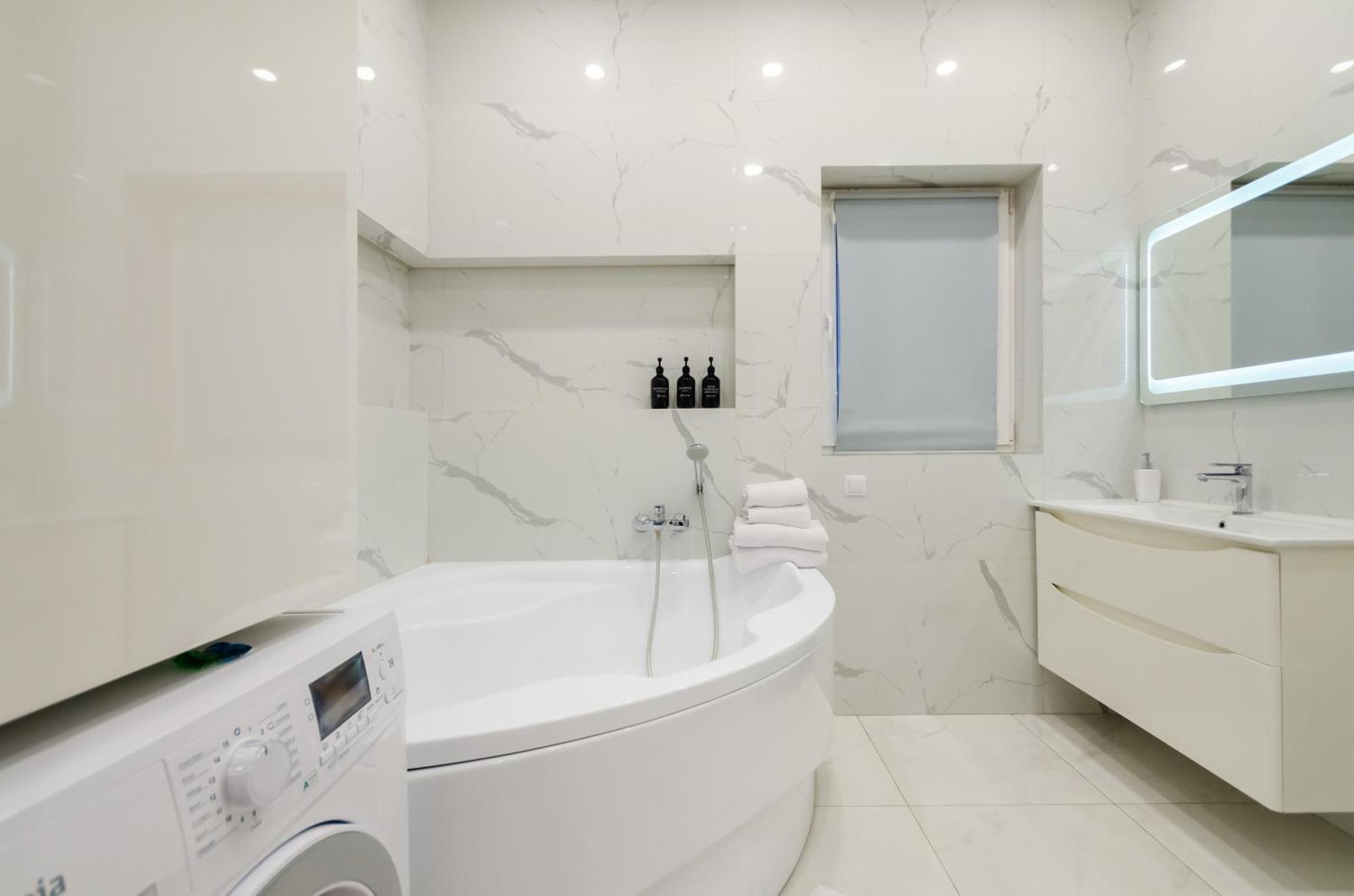 Petrovdom 267-373 In Best Apartments In Rc Central Park Київ Екстер'єр фото